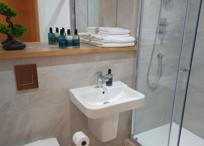 Hiroshi - Kyoto - Centre * Leeds (West Yorkshire)